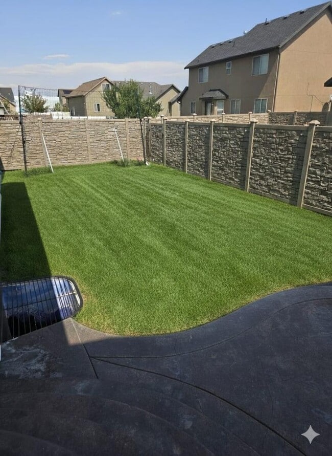 Building Photo - 2523 S 3460 W