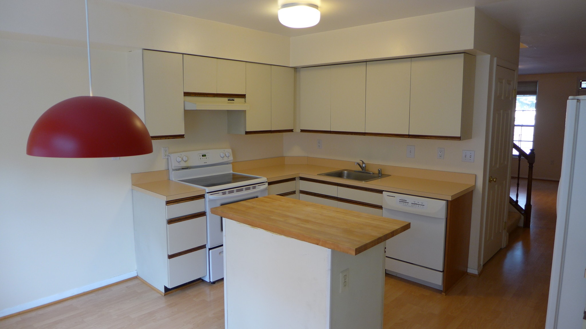 Building Photo - 24 N Wolfe St