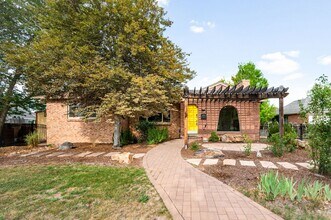 Building Photo - 4BD, 3BA Park Hill Home with Yard and 2-Car Garage