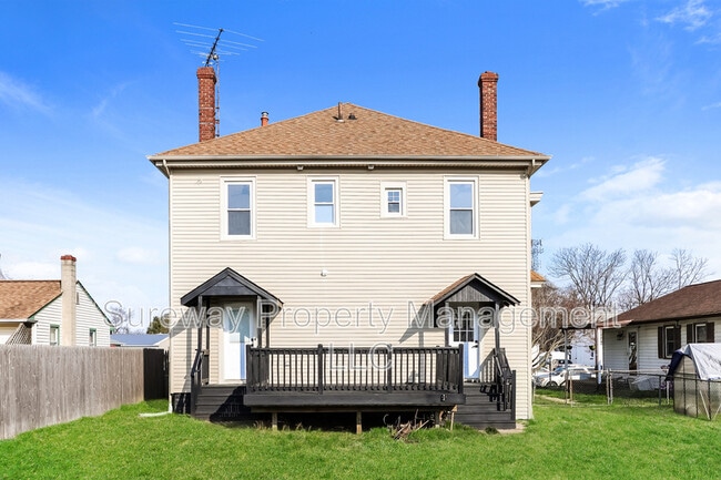 Building Photo - 226 Greenwich Ave