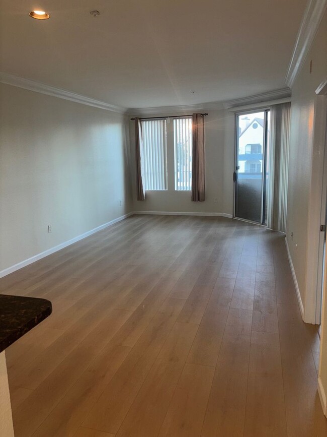 Primary Photo - Unfurnished Meridian Luxury 1 Bed | 1 Ba C...