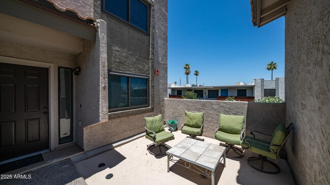 Building Photo - 2615 Hayden Rd