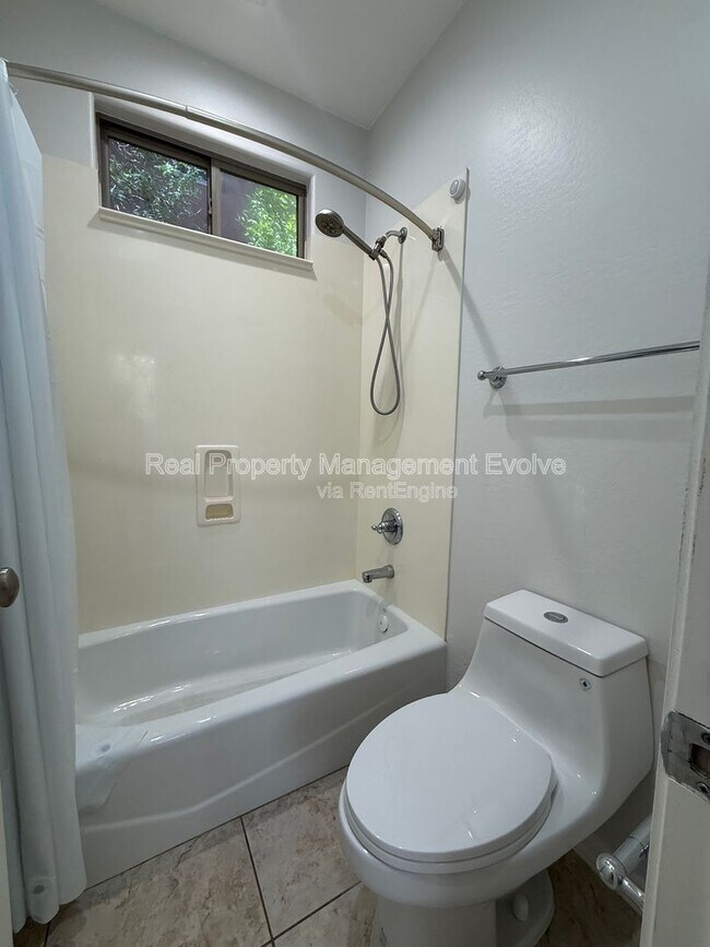 Building Photo - 23012 N 38th Pl