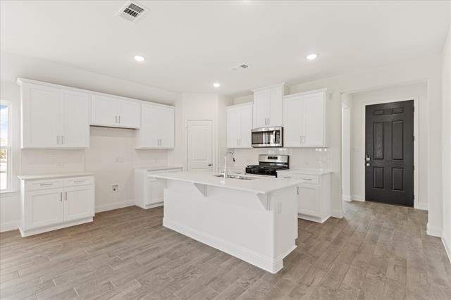 Building Photo - 324 Amenduni Ln