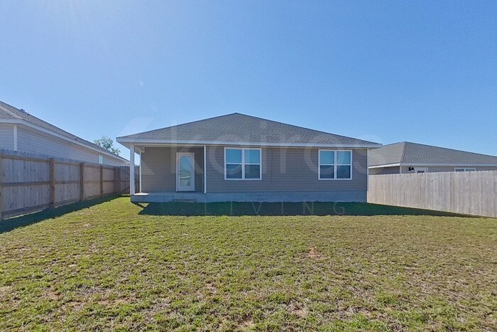 Building Photo - 4647 Malay Cir