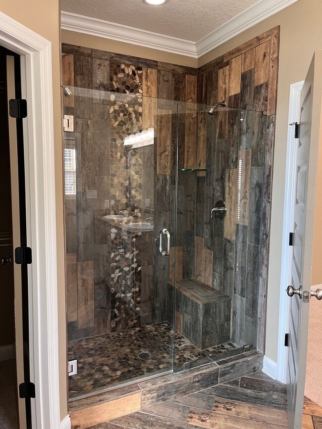 Building Photo - 4062 McKenzie Ln