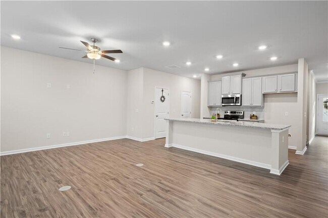 Building Photo - 284 Whitetail Cir