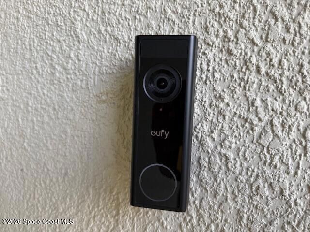 Building Photo - 323 Moray Dr