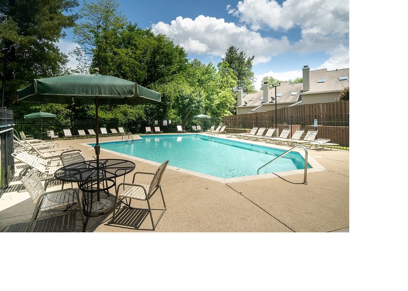 Building Photo - 340 Yorkshire Cir