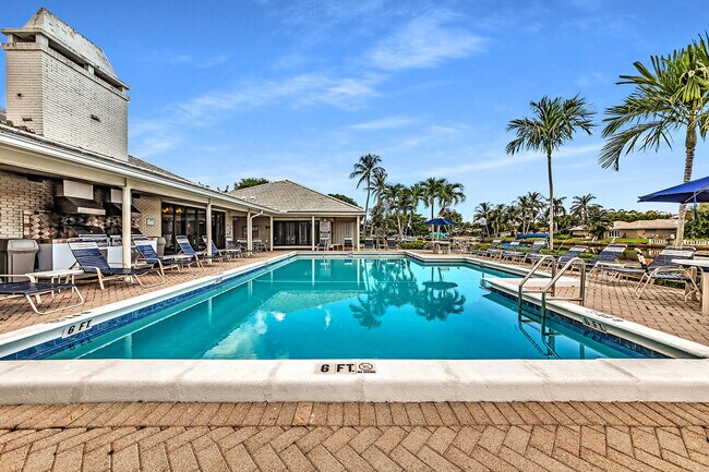 Building Photo - 120 Cypress Club Dr