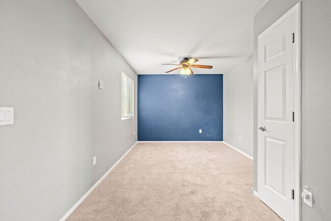 Building Photo - Welcome to Rancho Sahuarita!