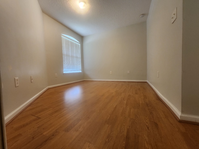 Building Photo - 6126 Morse Glen Ct