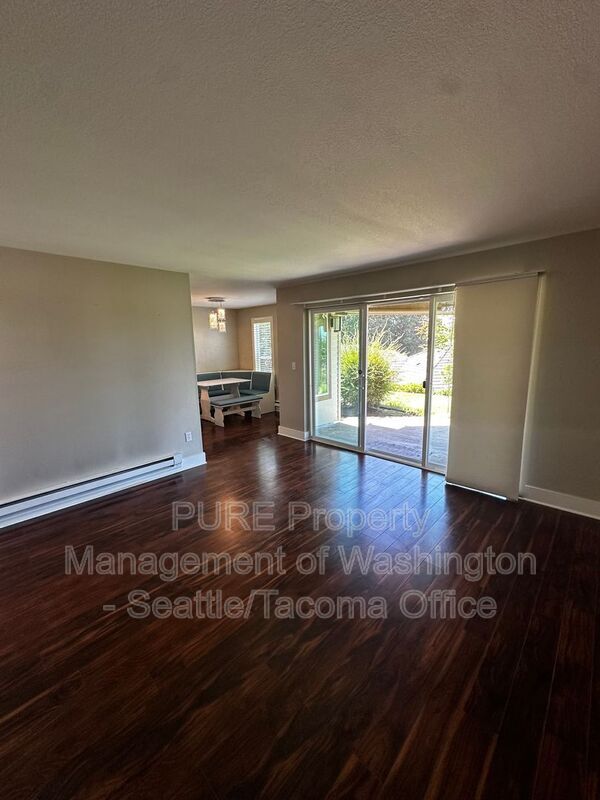 Building Photo - 3008 N Narrows Dr