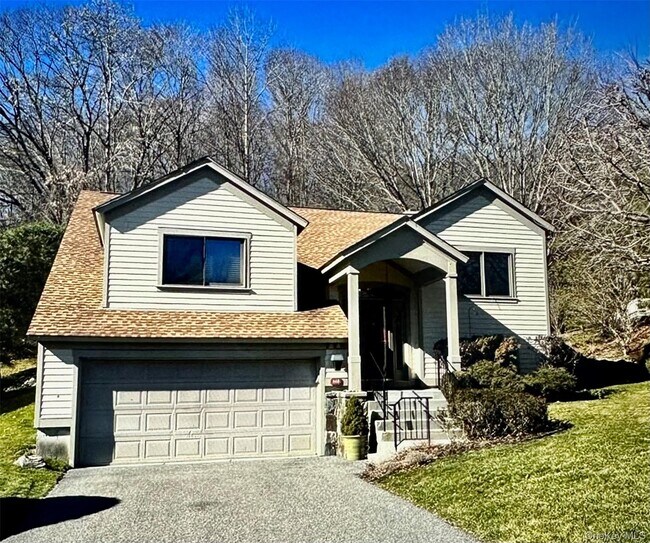 Building Photo - 668 Heritage Hls