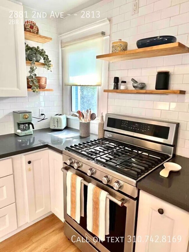 Building Photo - 2881 2nd Ave