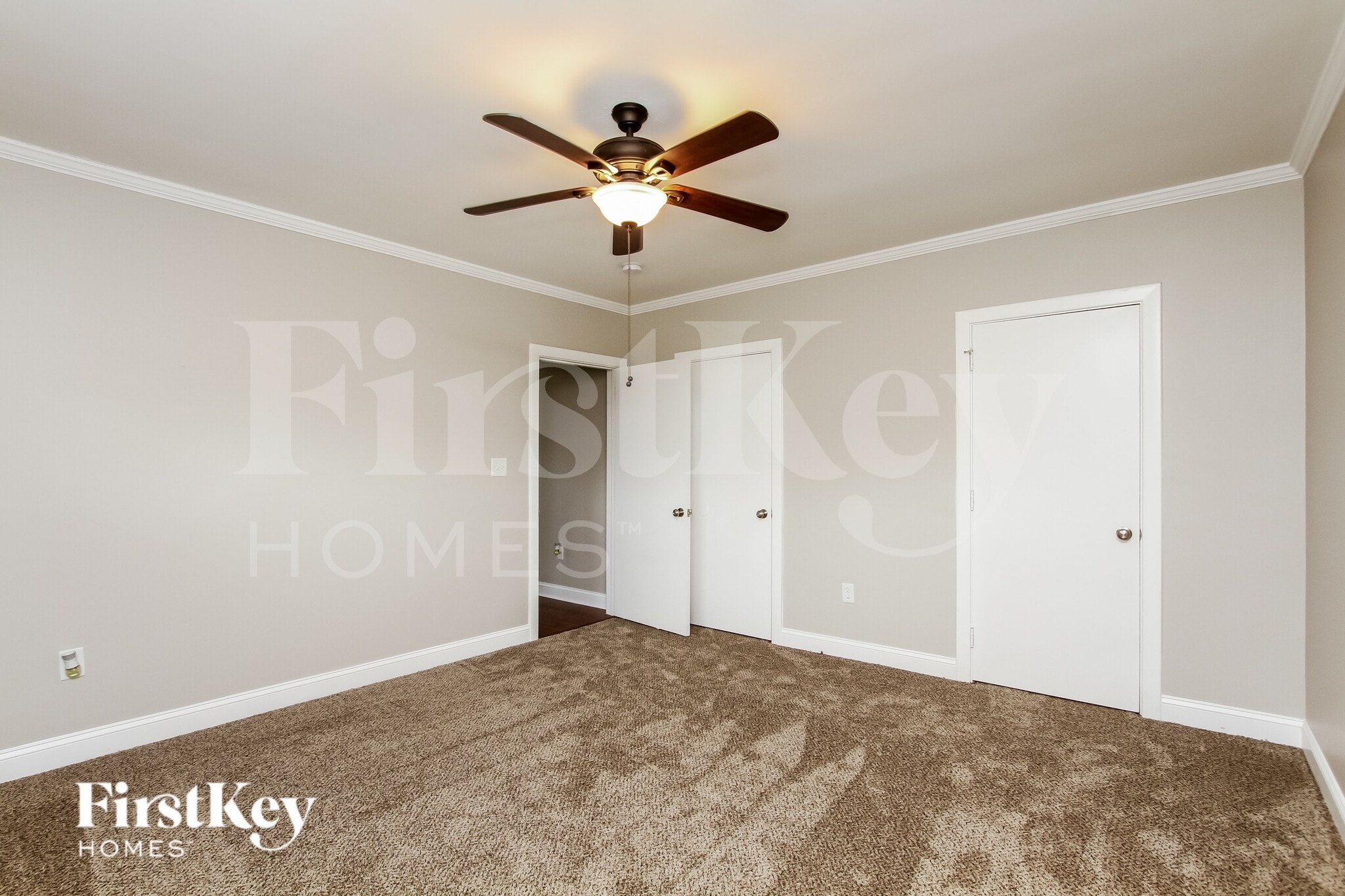 Building Photo - 240 Palaside Dr NE