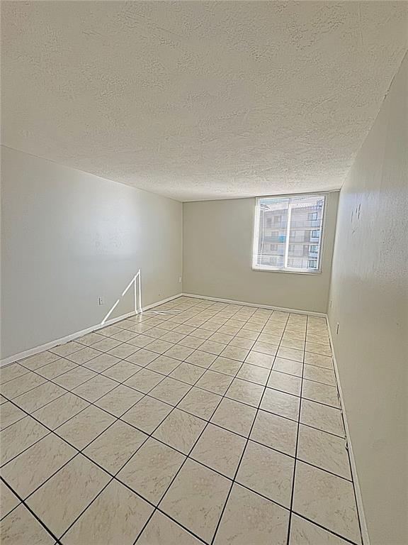 Building Photo - 660 Island Way