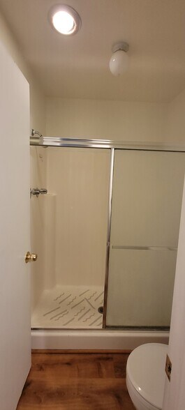 Building Photo - 1611 Hotel Cir S