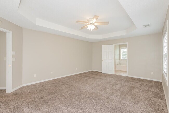 Building Photo - 2083 Reserve Pkwy