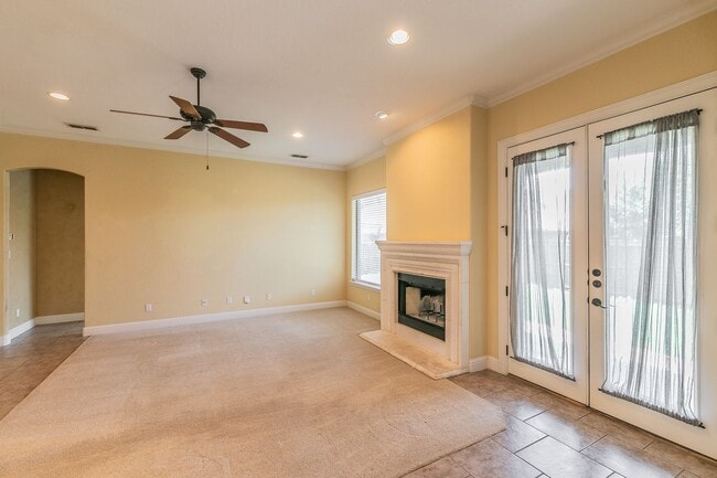 Building Photo - Coming Soon! 3 Bedroom Home in Aledo