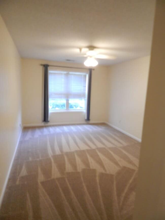 Building Photo - 2 bedroom 2 bath condo in Cape Cottages, Community Pool, Dog Park, Basketball Court,