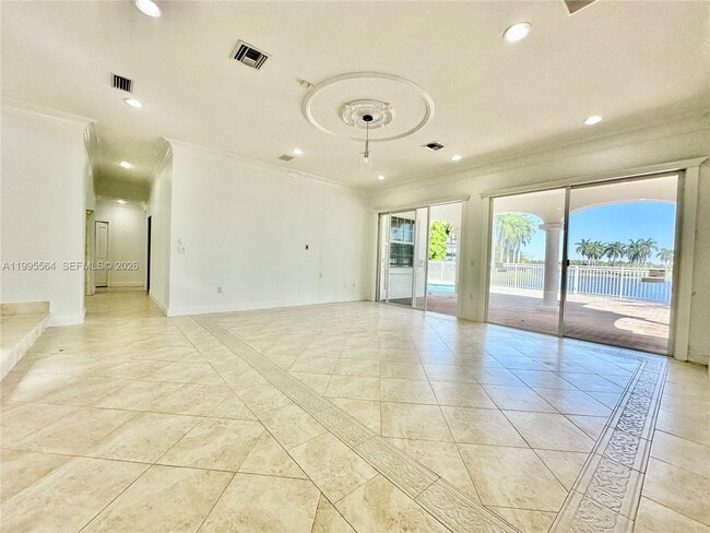 Building Photo - 5023 NW 94th Doral Pl
