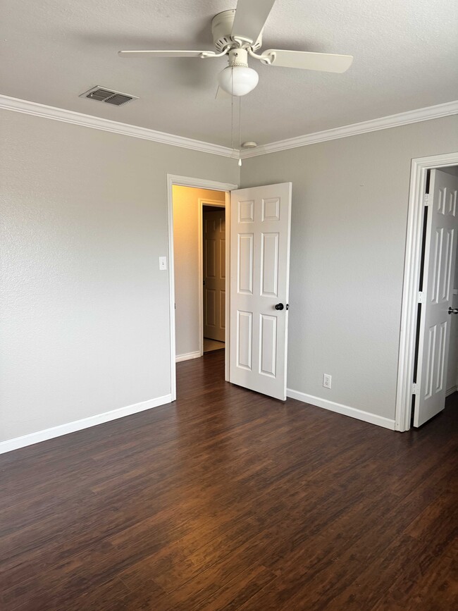 Building Photo - 6314 Kingston Ranch