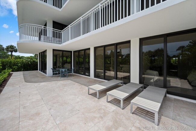 Building Photo - 2580 S Ocean Blvd
