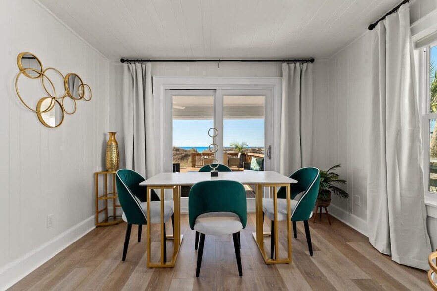 Building Photo - 9618 Beach Blvd