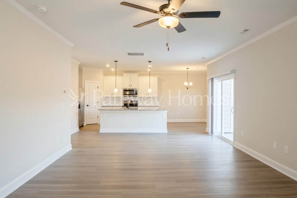 Building Photo - 118 Wembury Ln