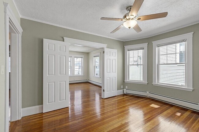 Building Photo - 59 Clarendon Ave