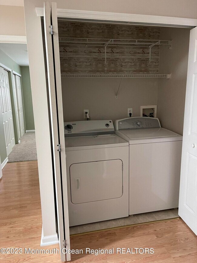 Building Photo - 48 Timberline Dr