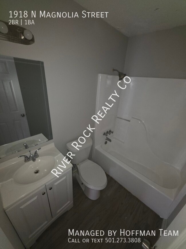 Building Photo - 1918 N Magnolia St