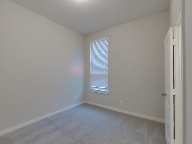Building Photo - 2330 Cohorn Trl