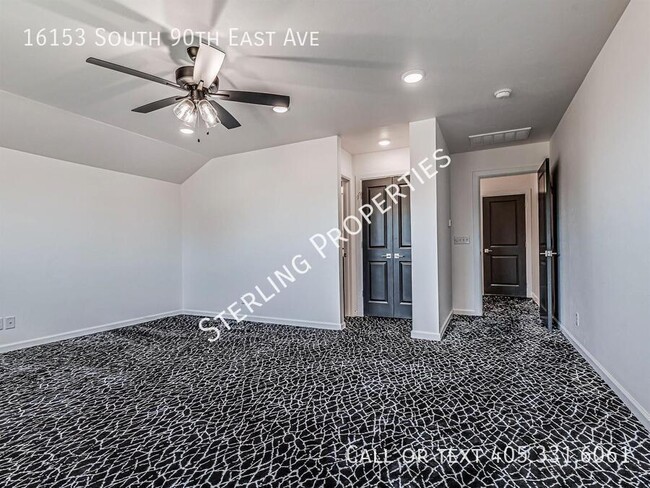 Building Photo - 16153 S 90th E Ave