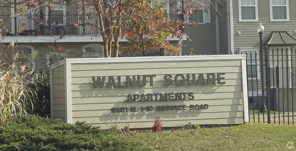 Building Photo - Walnut Square