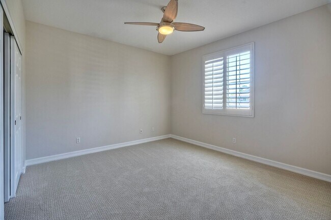 Building Photo - 4Bed/3Bath Carlsbad Home with Office  & Lo...