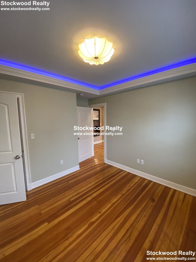 Building Photo - 152 Blue Hill Avenue