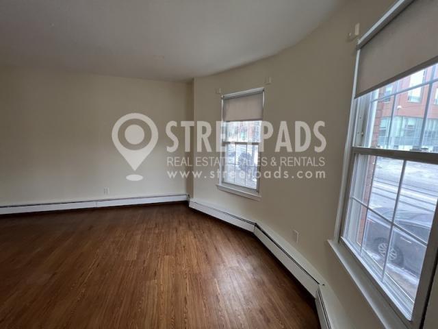 Building Photo - 1 bedroom in Boston MA 02130