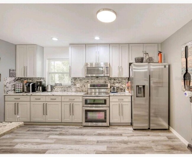 Building Photo - 5153 Miller Bayou Dr