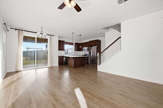 Building Photo - 1482 Franceschi Dr
