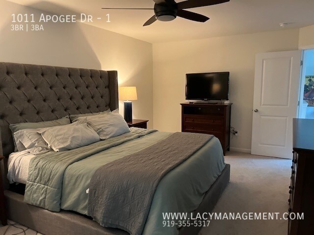 Building Photo - 1011 Apogee Dr