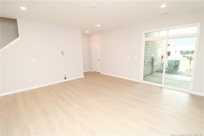 Building Photo - 3131 Cathedral Comb Dr