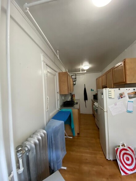 Primary Photo - 124 Washington St