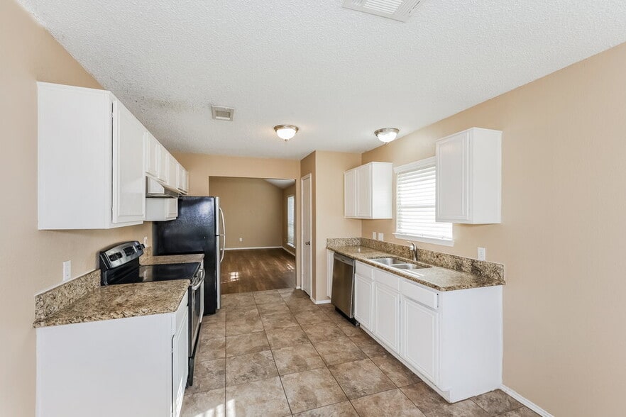 Building Photo - 309 Willowstone Trail