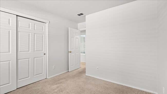 Building Photo - 6540 Shasta Creek Way