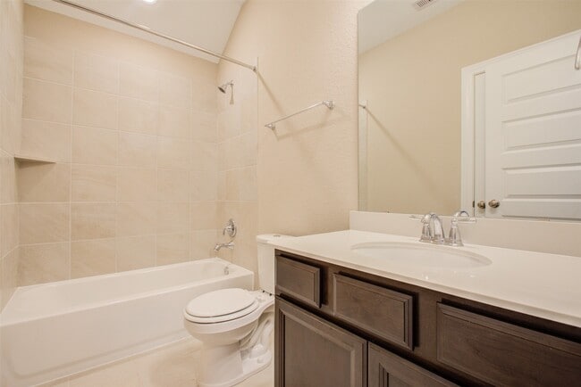 Building Photo - 2212 Gadwall Ct