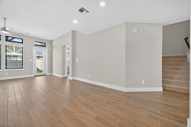 Building Photo - 24110 Blooming Daisy Cir