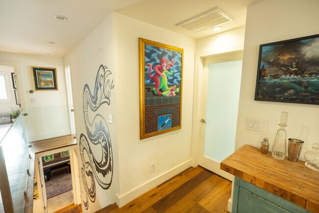 Building Photo - 30 Barranca Rd