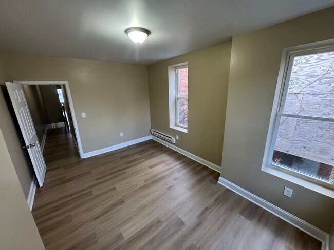 Building Photo - 2327 N 18th St